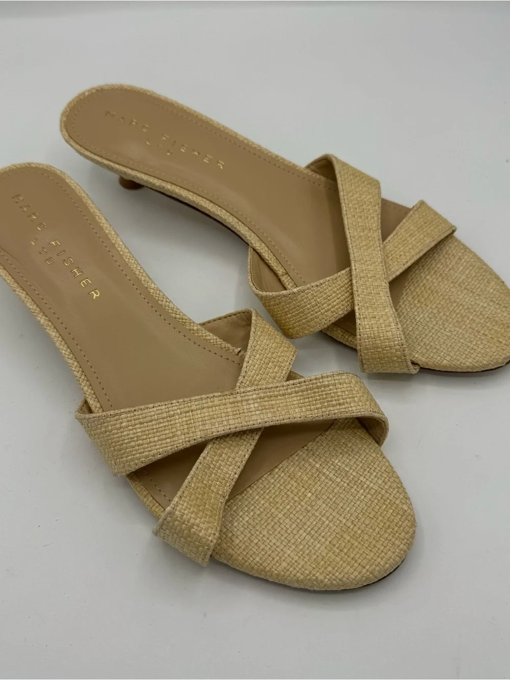 Marc Fisher Tracey Raffia Gold Kitten Heel Slide Sandal size 9 wedding event
